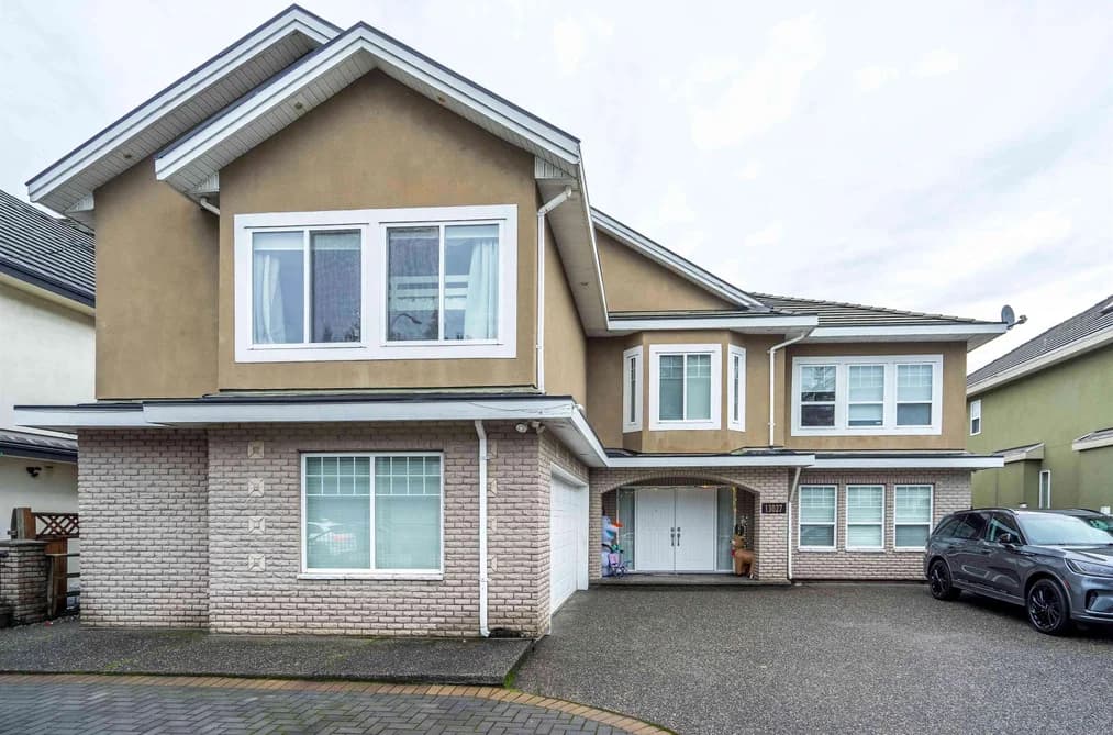 13027 68 AVENUE, Surrey, BC — Residential for Sale - Photo 2