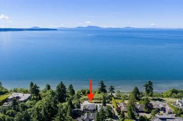 House for sale at 13289 12b Avenue Surrey British Columbia - MLS: R3135941