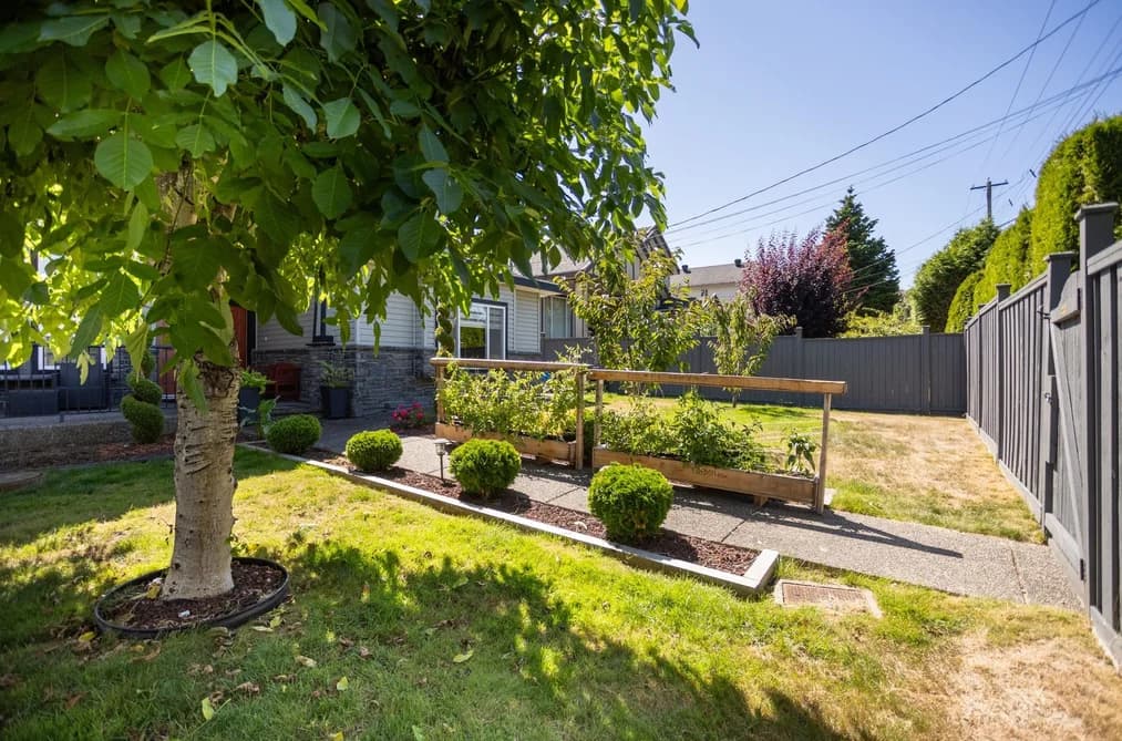 13486 64 AVENUE, Surrey, BC — Residential for Sale - Photo 2
