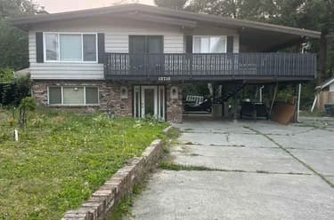 House for sale at 13718 Glen Place Surrey British Columbia - MLS: R3149670