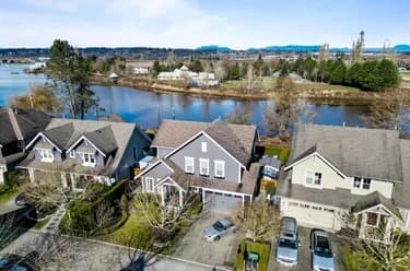 House for sale at 14279 37 Avenue Surrey British Columbia - MLS: R3138961