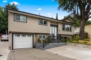 House for sale at 15077 86b Avenue Surrey British Columbia - MLS: R3131907
