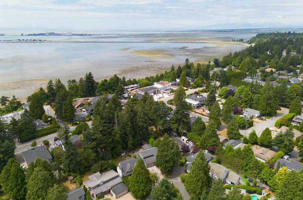 151 49TH STREET, Delta, BC — Residential for Sale - Photo 2