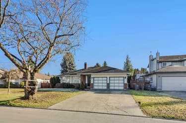 House for sale at 15436 94 Avenue Surrey British Columbia - MLS: R3082001