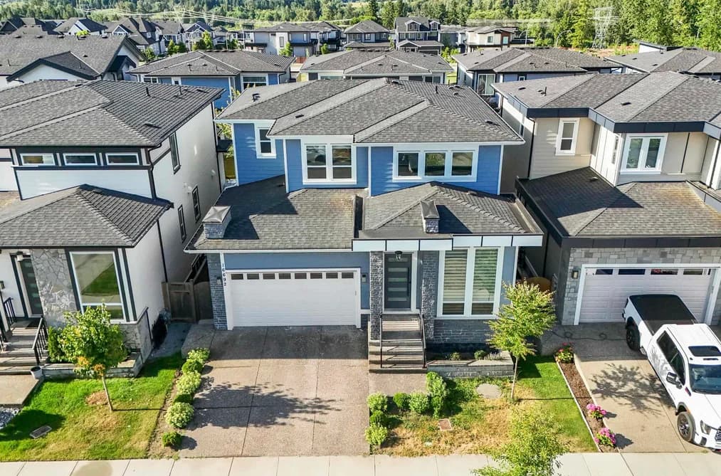 16692 18 AVENUE, Surrey, BC — Residential for Sale - Photo 2