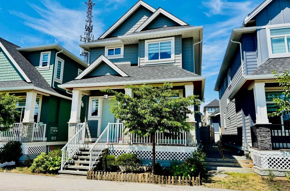 16781 20 AVENUE, Surrey, BC — Residential for Sale - Photo 2