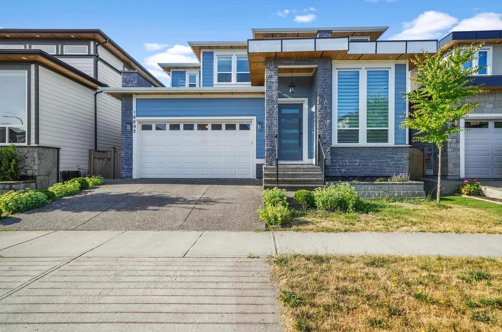 1699* 18 AVENUE, Surrey BC V3Z 9X5 - Photo 1