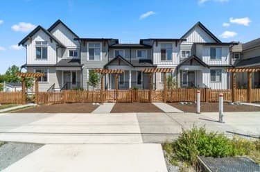 Row House (Non-Strata) for sale at 20997 83 Avenue Langley British Columbia - MLS: R3110438