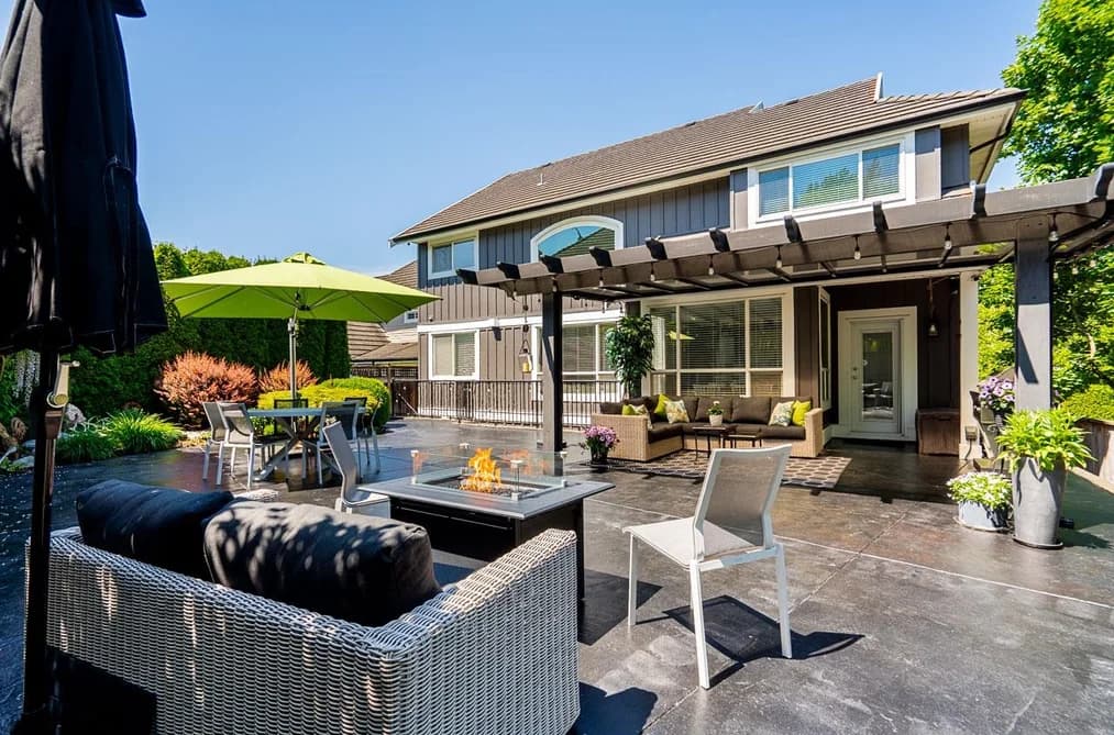 3876 154 STREET, Surrey, BC — Residential for Sale - Photo 2