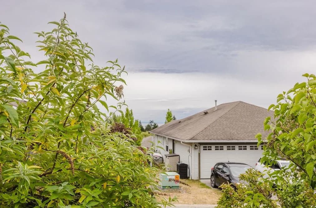 5687 EMILY WAY, Sechelt, BC — Residential for Sale - Main Photo
