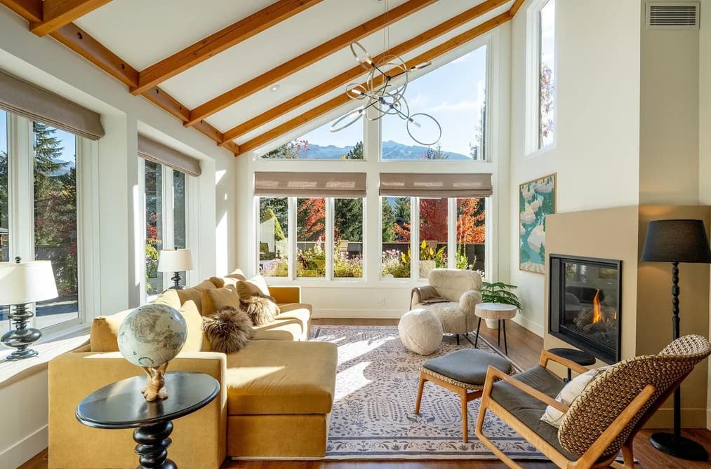 6282 PAR ROAD, Whistler, BC — Residential for Sale - Photo 2