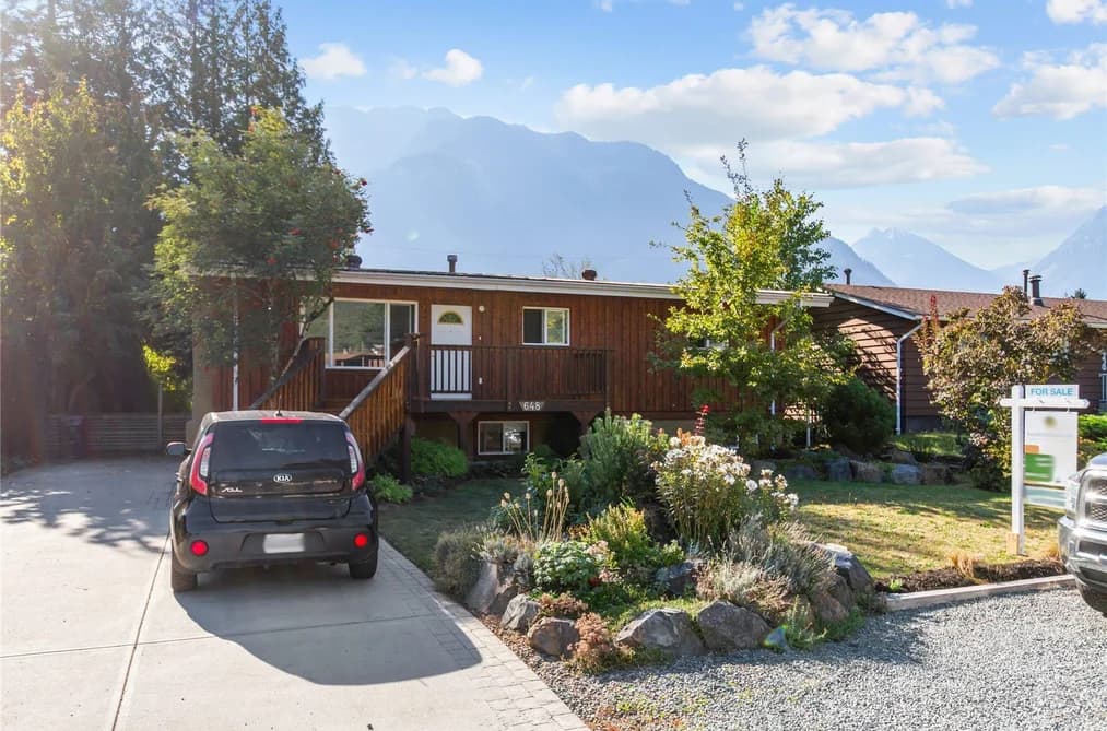 House for sale at 648 Willow Street Hope British Columbia - MLS: R3112577