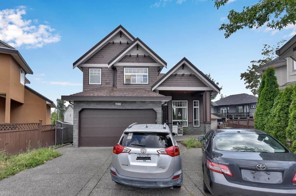 6842 131 STREET, Surrey, BC — Residential for Sale - Photo 2