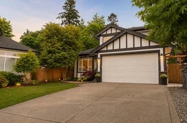House for sale at 6928 182a Street Surrey British Columbia - MLS: R3125598