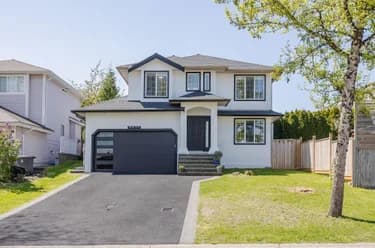 House for sale at 8077 169 Street Surrey British Columbia - MLS: R3095954