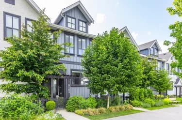 Row House (Non-Strata) for sale at 8163 202 Street Langley British Columbia - MLS: R3138101