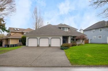House for sale at 8572 164a Street Surrey British Columbia - MLS: R3144221