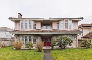 House for sale at 8874 132 Street Surrey British Columbia - MLS: R3089587