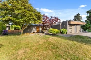House for sale at 894 Eden Crescent Delta British Columbia - MLS: R3145975