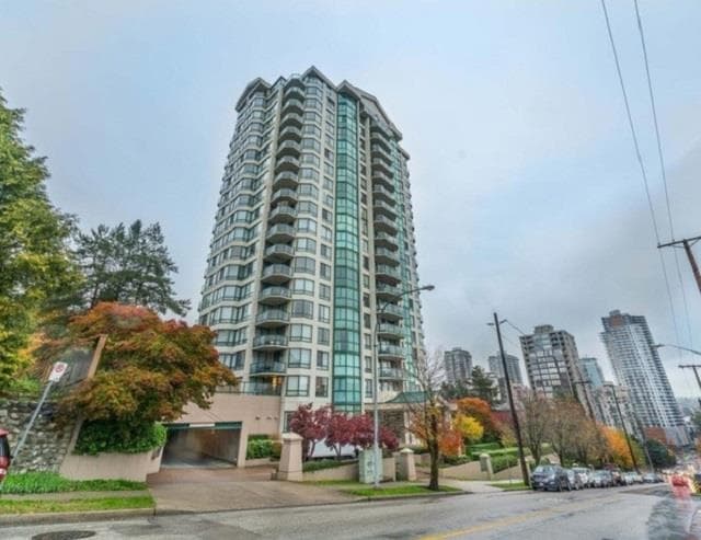 Condo for sale at 803 121 Tenth Street New Westminster British Columbia - MLS: R3137564