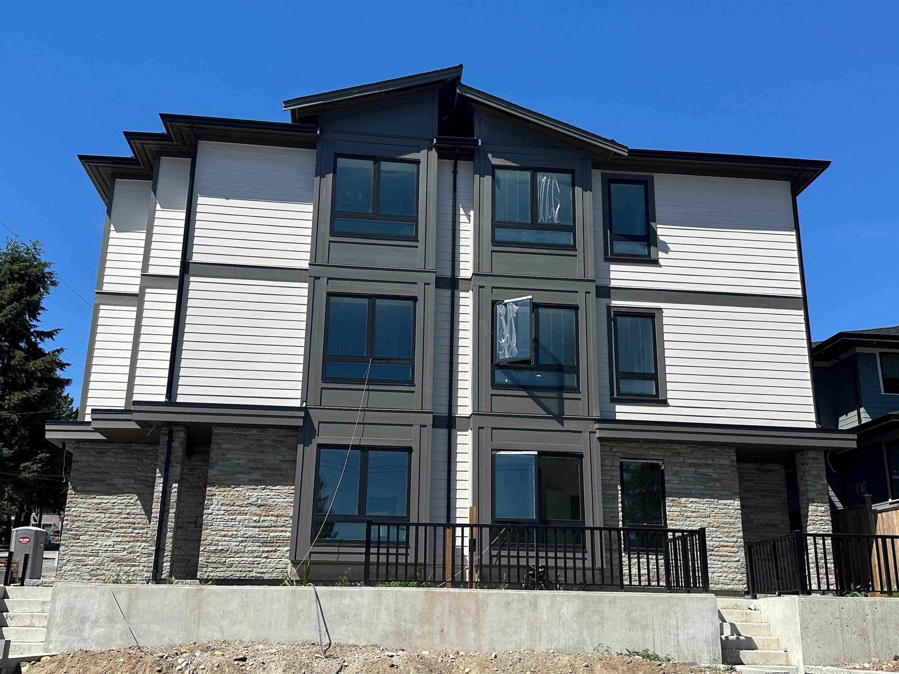 Half Duplex for sale at 1 5915 Keith Street Burnaby British Columbia - MLS: R3144258