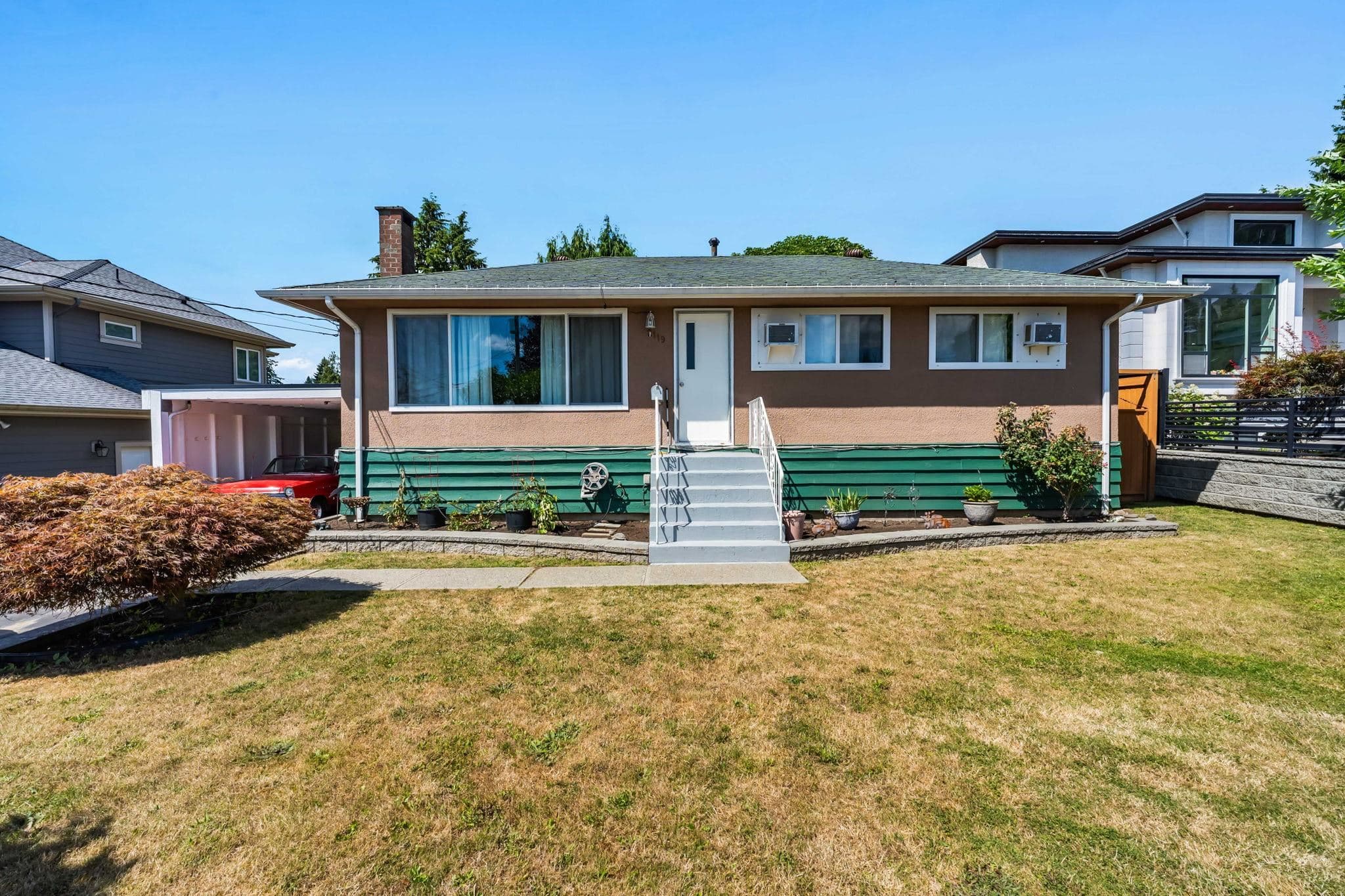 2119 Monterey Ave, Coquitlam, BC - MLS: R3176497