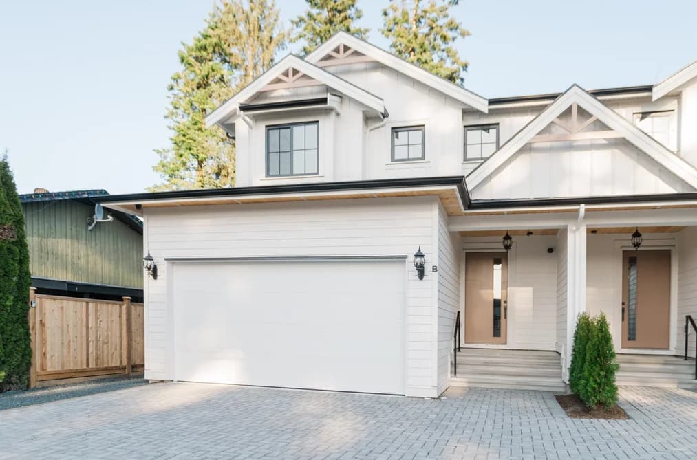 1 12050 YORK STREET, Maple Ridge, BC — Residential for Sale - Photo 2