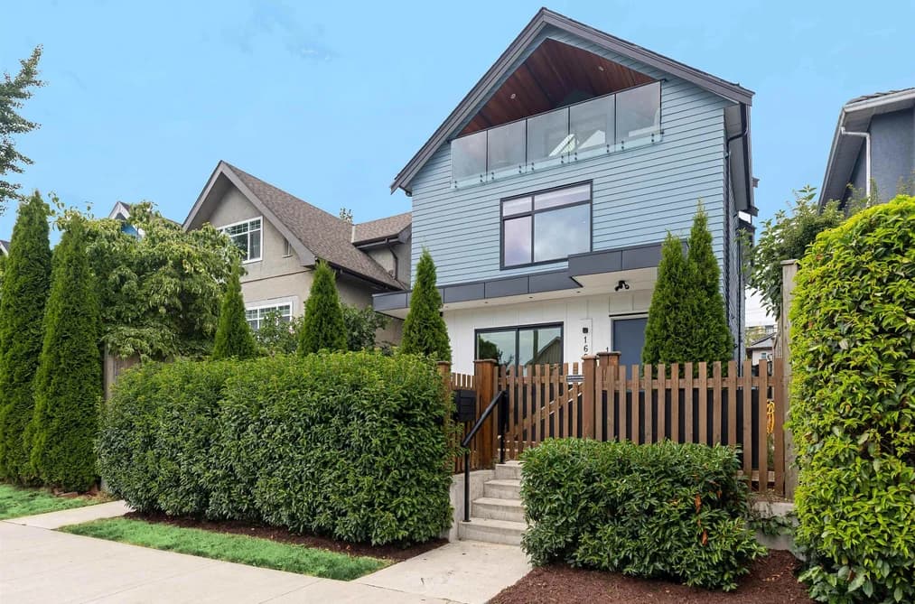 1 1621 E 11TH AVENUE, Vancouver, BC — Residential for Sale - Main Photo