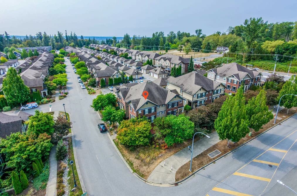 1 20832 70 AVENUE, Langley, BC — Residential for Sale - Photo 2