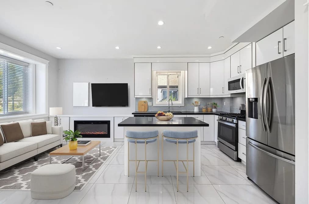 1 2430 E 41 STREET, Vancouver, BC — Residential for Sale - Main Photo