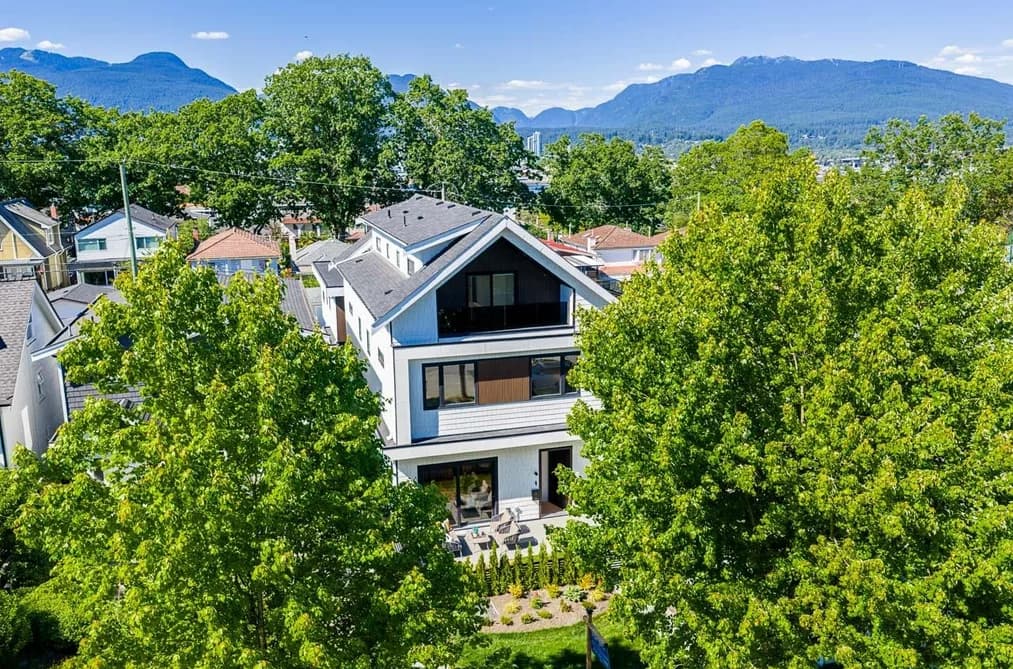 1 2875 CAMBRIDGE STREET, Vancouver, BC — Residential for Sale - Main Photo