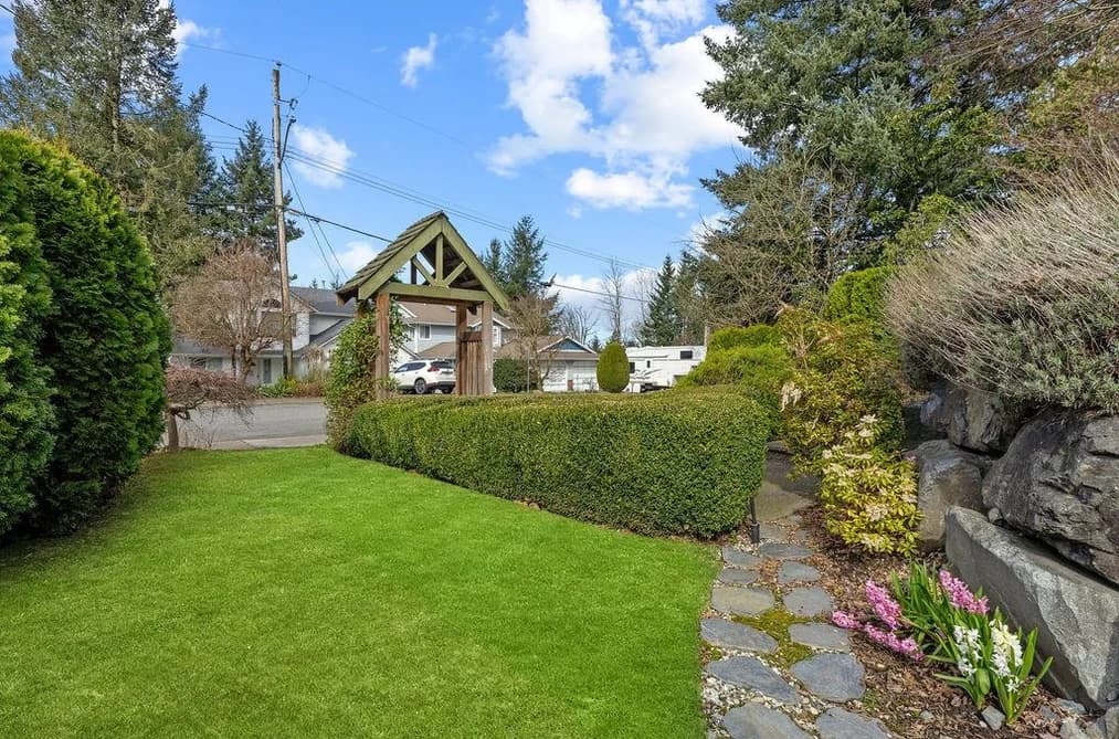 1 3008 ASH STREET, Abbotsford, BC — Residential for Sale - Photo 2