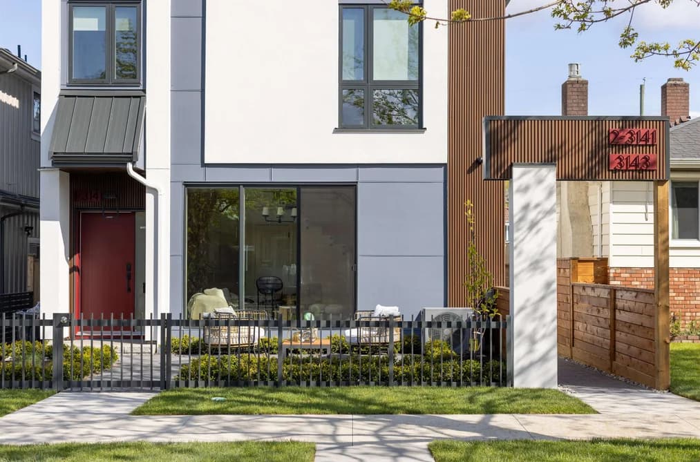 1 3141 E 19 AVENUE, Vancouver, BC — Residential for Sale - Photo 2
