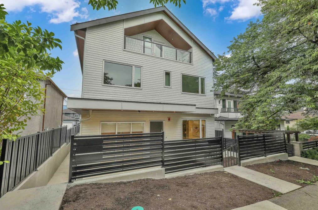 1 3185 GRAVELEY STREET, Vancouver, BC — Residential for Sale - Main Photo