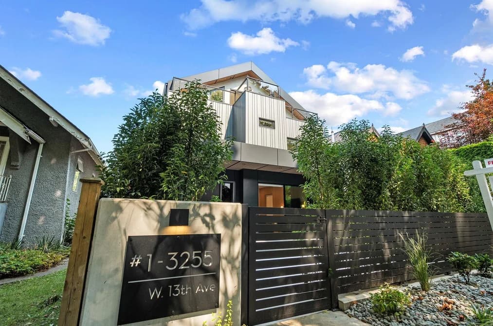 1 3255 W 13TH AVENUE, Vancouver, BC — Residential for Sale - Photo 2