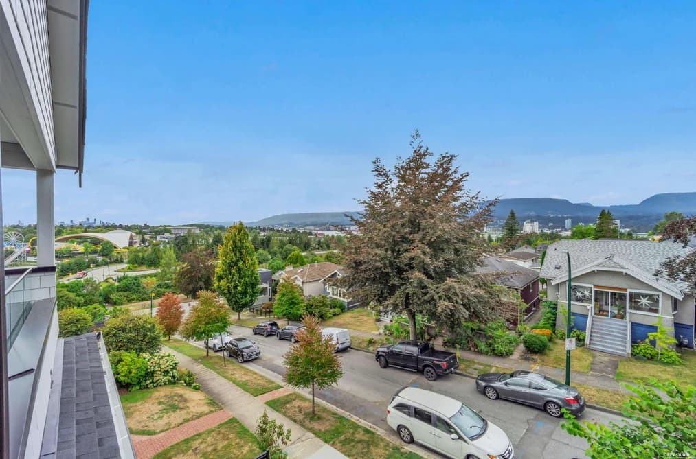 1 3436 TRIUMPH STREET, Vancouver, BC — Residential for Sale - Main Photo