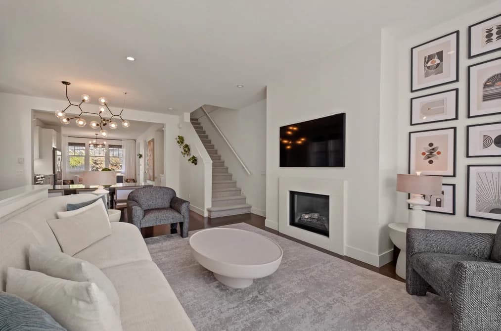 1 3439 ROXTON AVENUE, Coquitlam, BC — Residential for Sale - Photo 2
