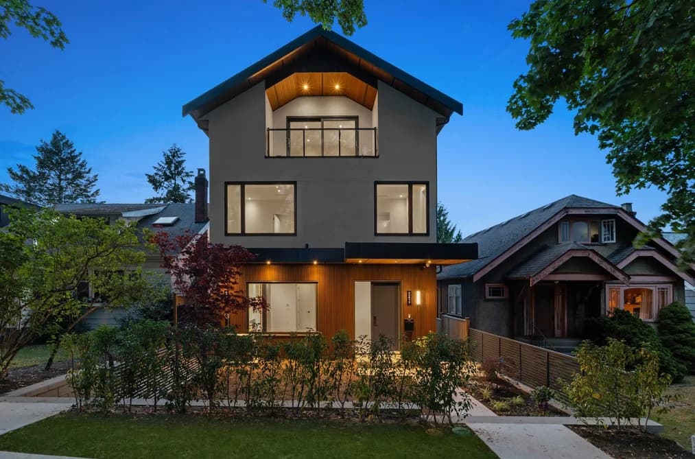 1 3813 W 16TH AVENUE, Vancouver, BC — Residential for Sale - Main Photo