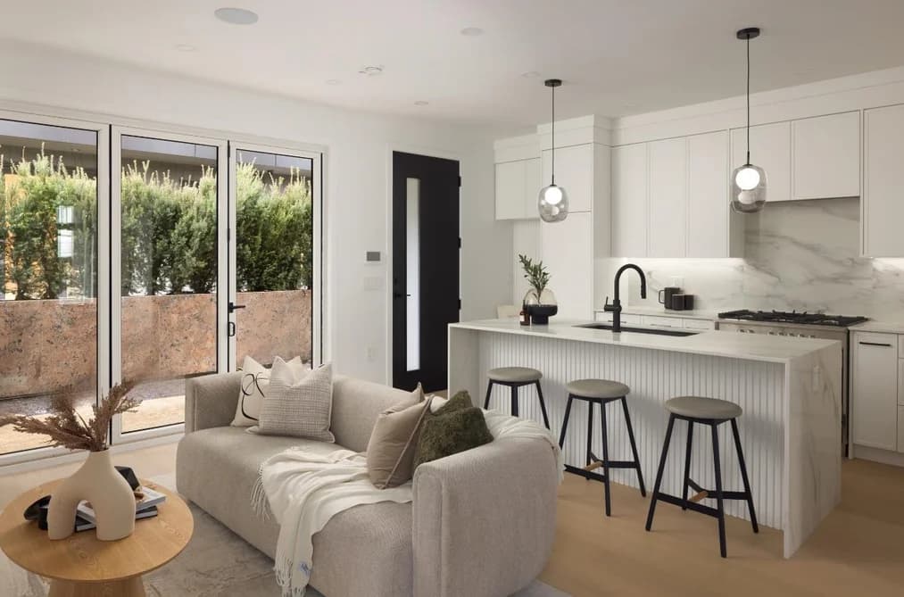 1 421 W 23RD AVENUE, Vancouver, BC — Residential for Sale - Main Photo