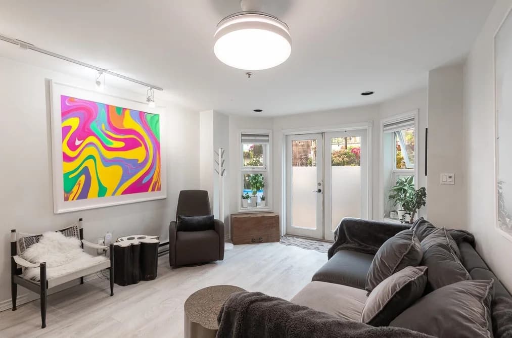1 451 E PENDER STREET, Vancouver, BC — Residential for Sale - Main Photo