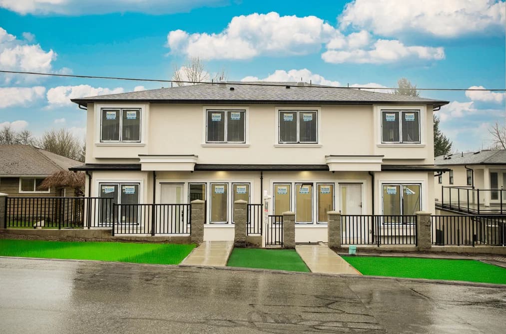 1 5091 BUXTON STREET, Burnaby, BC — Residential for Sale - Main Photo