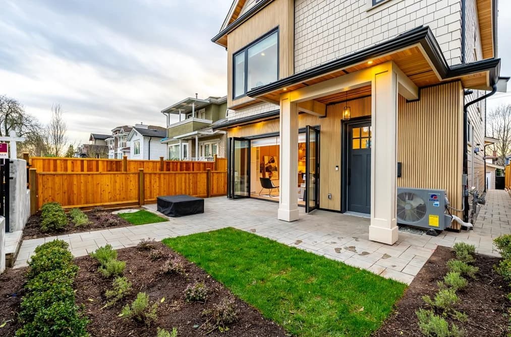 1 5355 INVERNESS STREET, Vancouver, BC — Residential for Sale - Photo 2