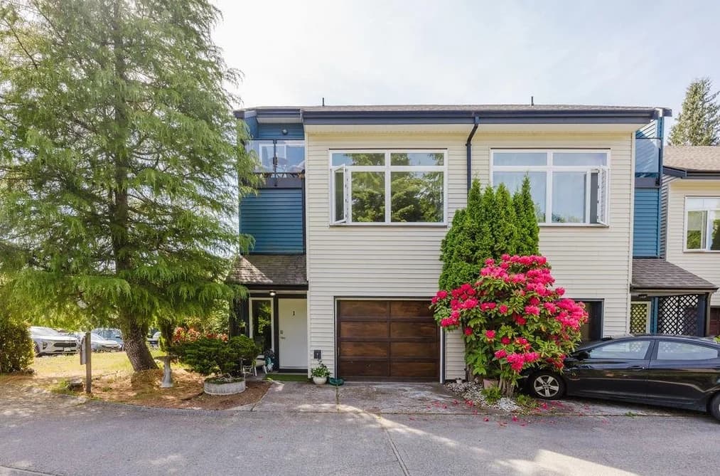 623 FARNHAM ROAD, Gibsons, BC — Residential for Sale - Main Photo