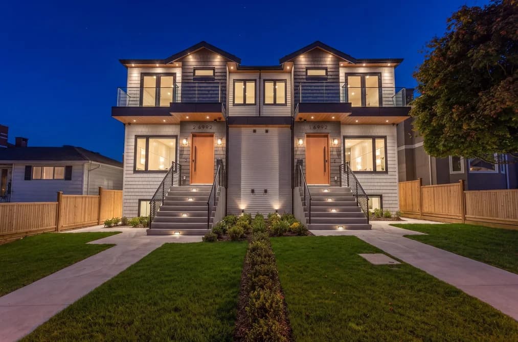 1 6992 BURFORD STREET, Burnaby, BC — Residential for Sale - Main Photo