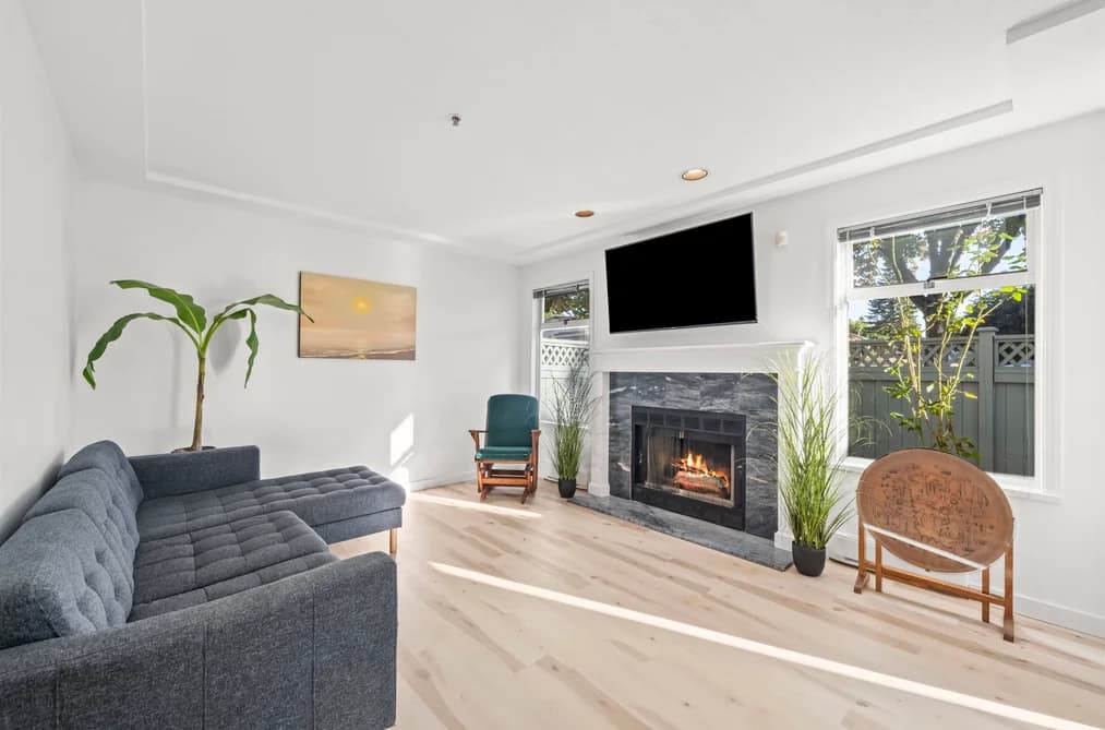 1 7110 BARNET ROAD, Burnaby, BC — Residential for Sale - Main Photo
