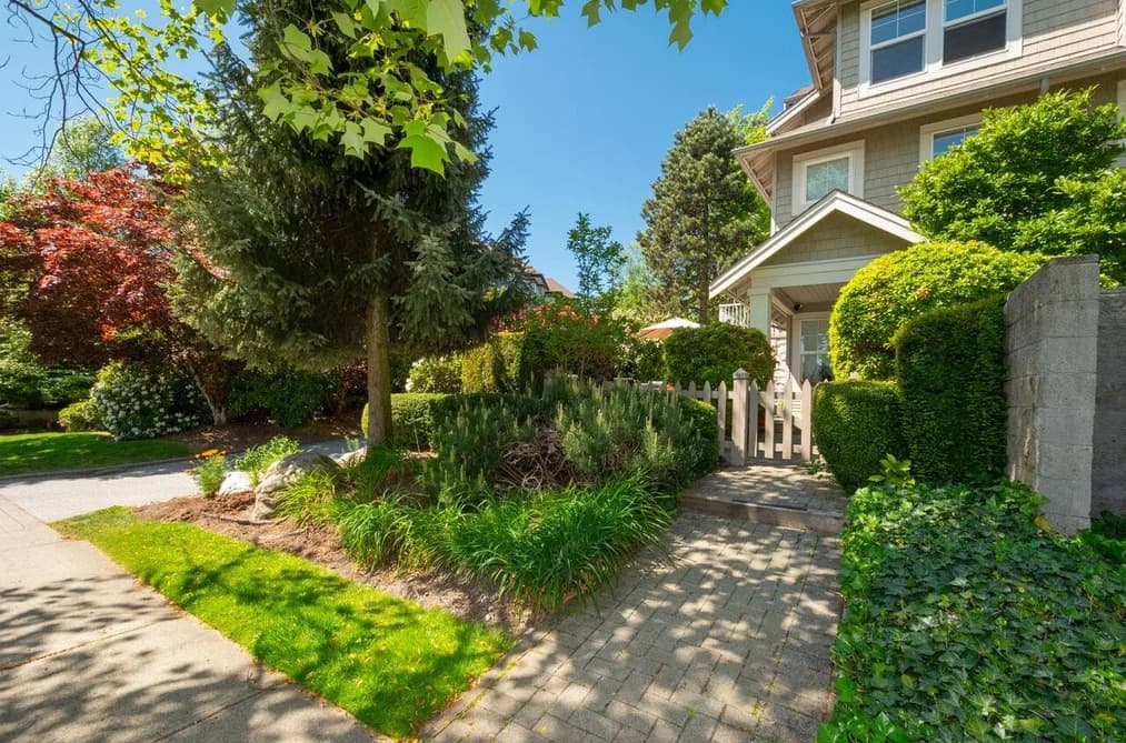 1 7179 18TH AVENUE, Burnaby, BC — Residential for Sale - Photo 2