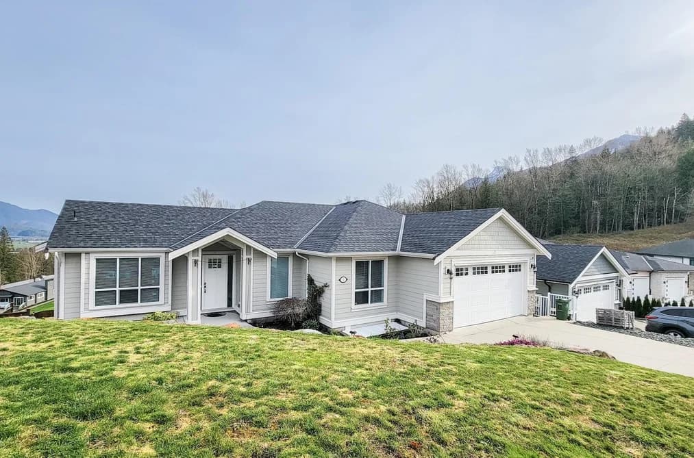 1 8295 NIXON ROAD, Chilliwack, BC — Residential for Sale - Photo 2