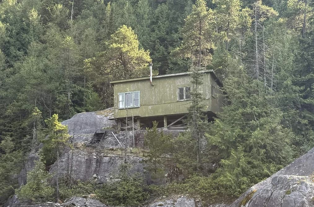 1 SOUTH OF DEBECK CREEK, Pitt Meadows, BC — Residential for Sale - Main Photo