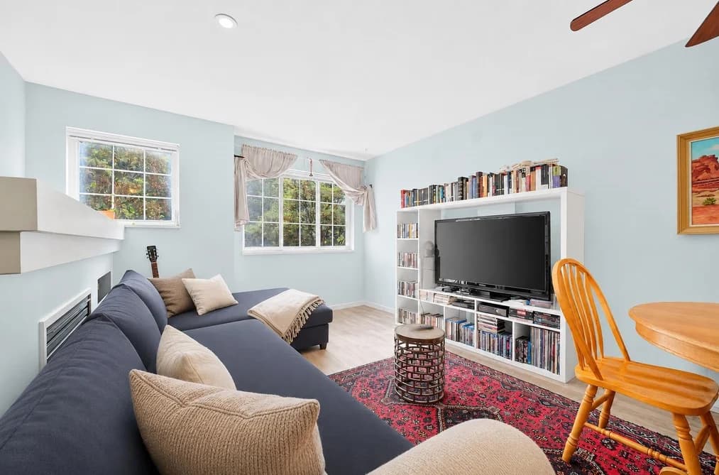 10 1561 BOOTH AVENUE, Coquitlam, BC — Residential for Sale - Photo 2