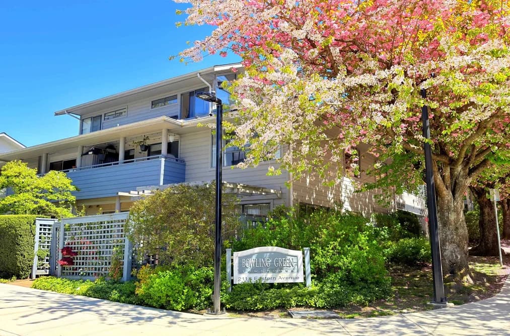 10 2118 EASTERN AVENUE, North Vancouver, BC — Residential for Sale - Main Photo